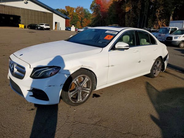 2017 MERCEDES-BENZ E E300 — Front 3/4