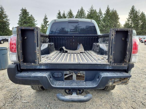 2022 TOYOTA TACOMA SR5 — DIRR