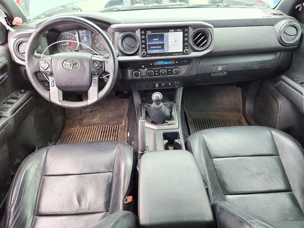 2022 TOYOTA TACOMA SR5 — CKPT