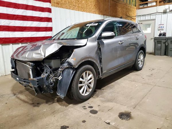 2016 KIA SORENTO — DSFA — Front 3/4