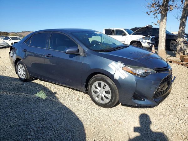 2017 TOYOTA COROLLA — Passenger 3/4