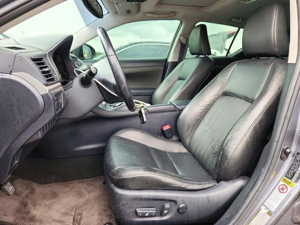 2013 LEXUS CT 200h — DENT