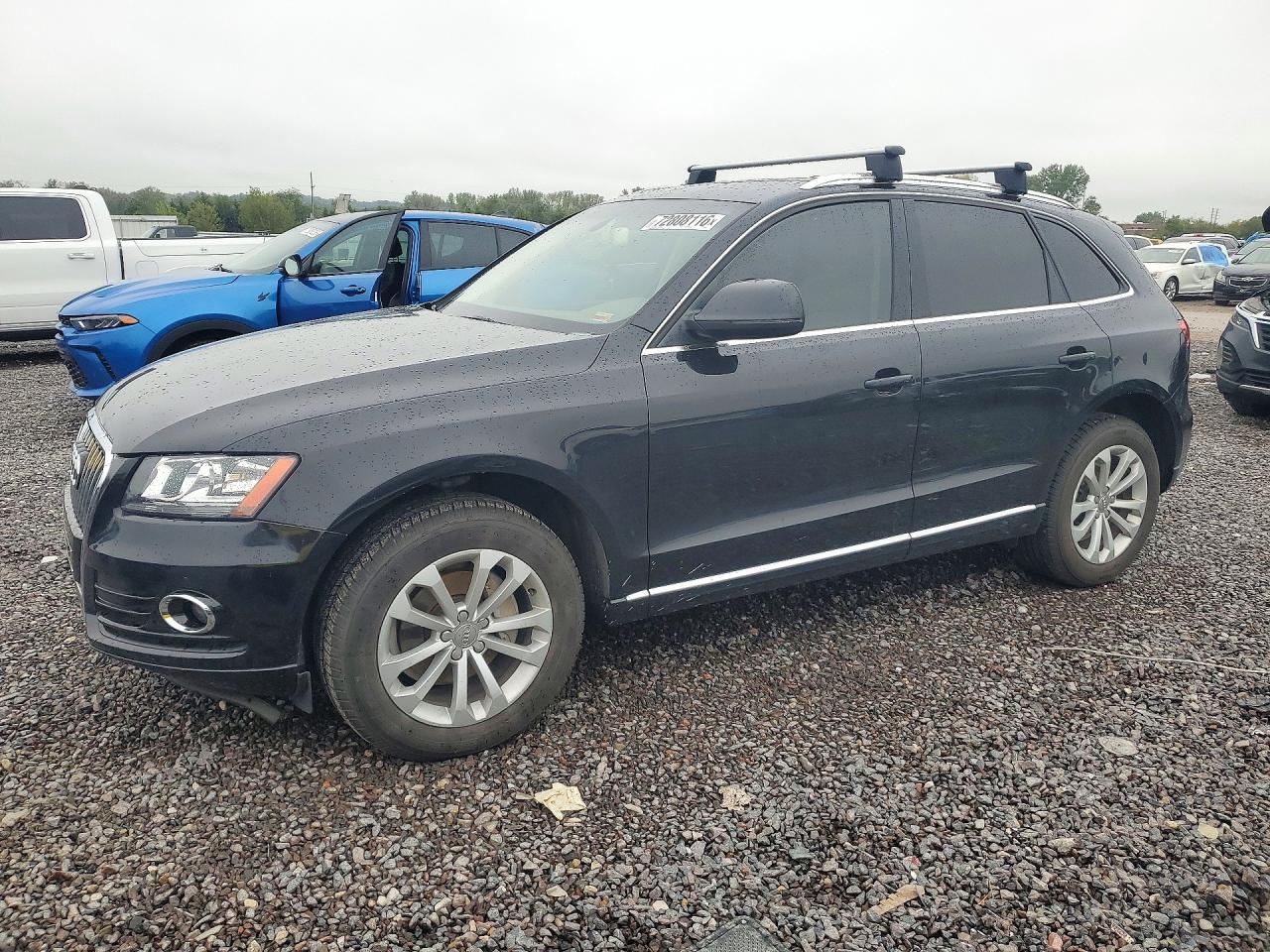 2013 AUDI Q5 Premium Hybrid — Front 3/4