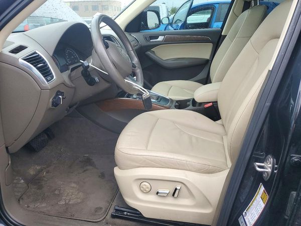 2013 AUDI Q5 Premium Hybrid — DENT
