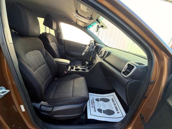 2017 KIA SPORTAGE LX