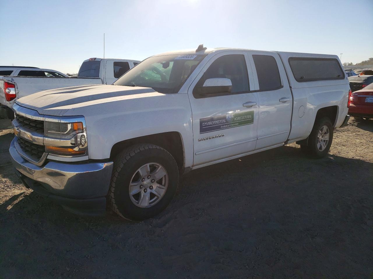 2019 CHEVROLET SILVERADO LT — Front 3/4