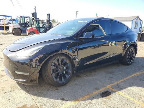 2020 TESLA MODEL Y — Front 3/4