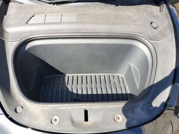 2020 TESLA MODEL Y — Engine bay