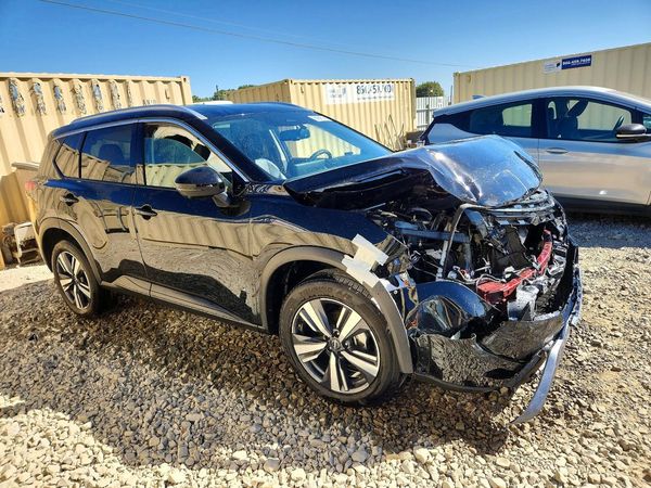 2026 NISSAN ROGUE SL — Passenger 3/4