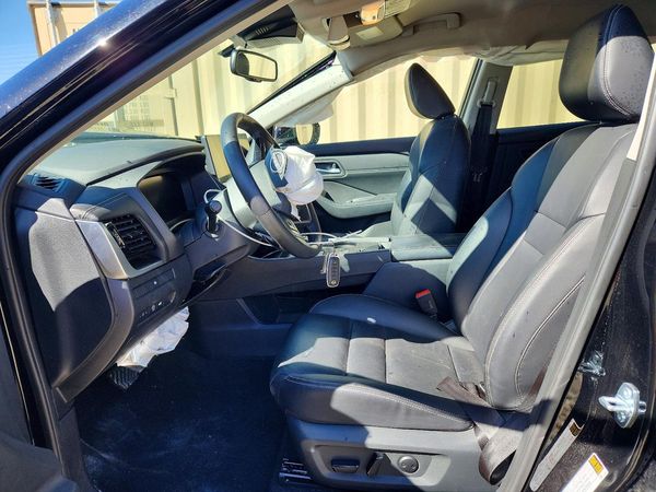 2026 NISSAN ROGUE SL — DENT