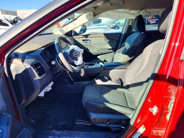 2023 NISSAN ROGUE SV — DENT