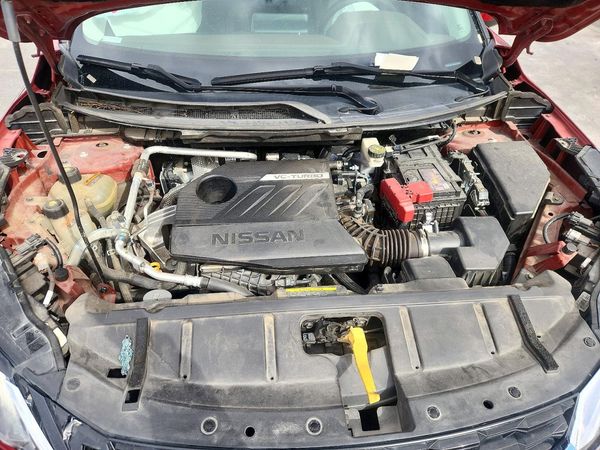 2023 NISSAN ROGUE SV — Engine bay