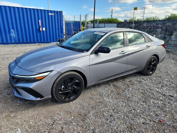 2026 HYUNDAI ELANTRA — DSFA — Front 3/4