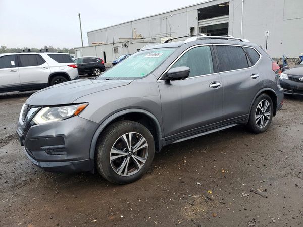 2019 NISSAN ROGUE — Front 3/4