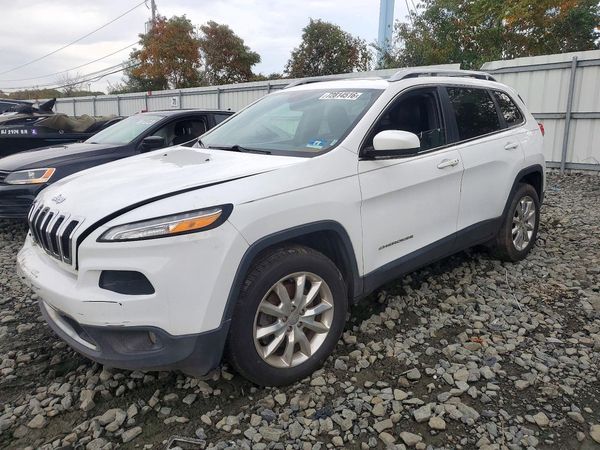 2016 JEEP CHEROKEE Limited — Front 3/4