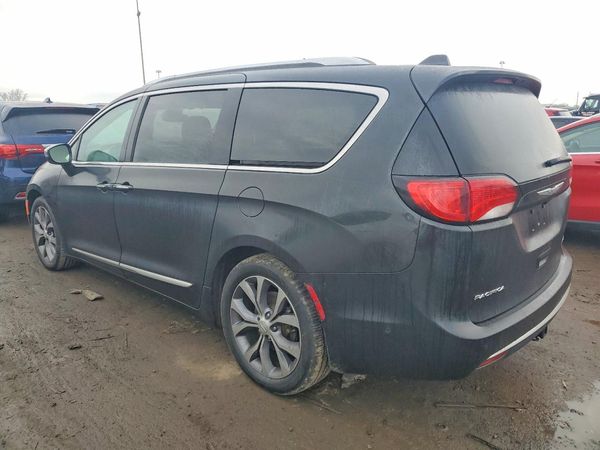 2017 CHRYSLER PACIFICA