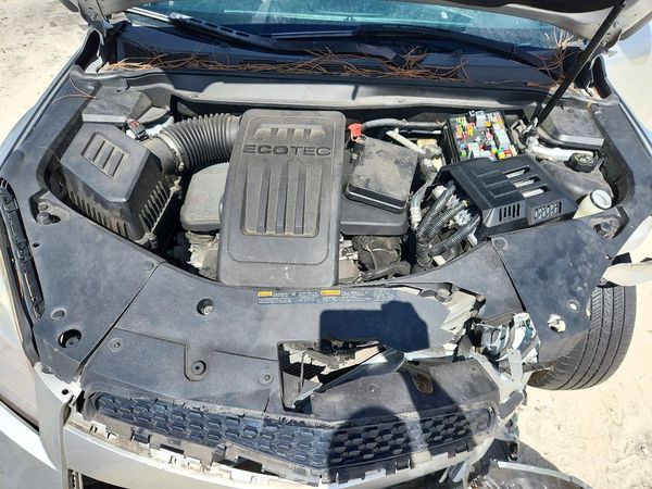 2012 CHEVROLET EQUINOX LS — Engine bay