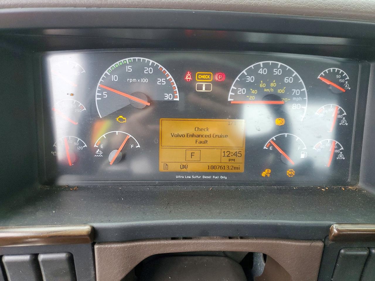 2016 VOLVO VNL