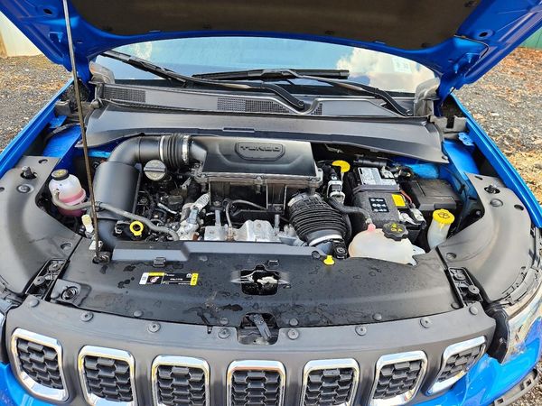 2025 JEEP COMPASS North, Latitude — Engine bay
