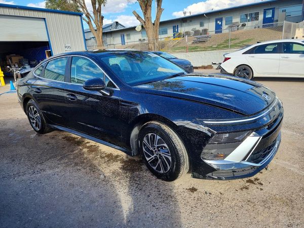 2026 HYUNDAI SONATA Blue — Passenger 3/4