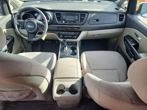 2015 KIA SEDONA GL - Middle-low — CKPT