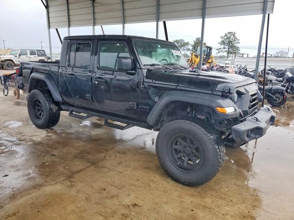 2021 JEEP GLADIATOR Sport — Passenger 3/4