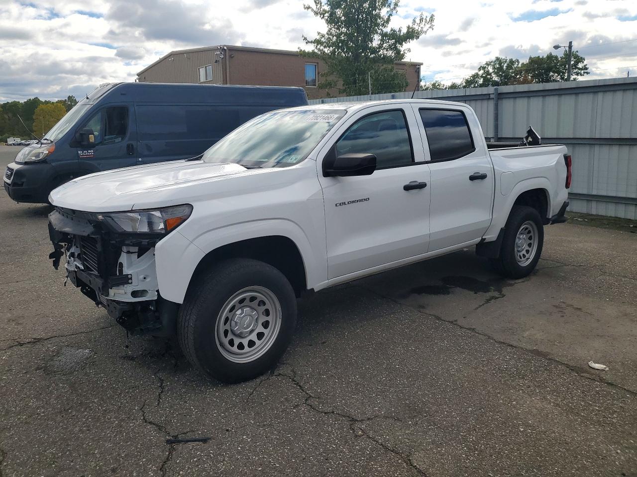 2025 CHEVROLET COLORADO — Front 3/4