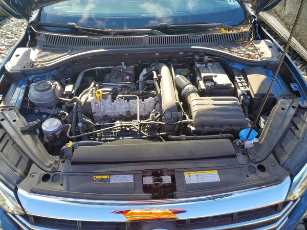 2020 VOLKSWAGEN JETTA S, SE, R-Line — Engine bay