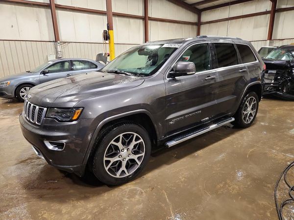2018 JEEP GRAND CHEROKEE — DSFA — Front 3/4