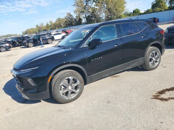 2026 CHEVROLET BLAZER 2LT — Front 3/4