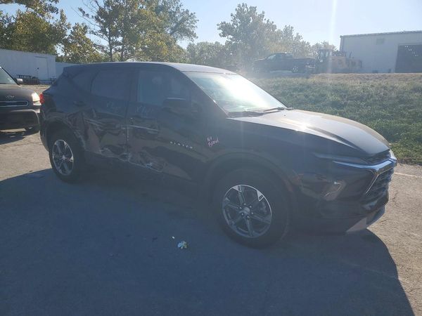2026 CHEVROLET BLAZER 2LT — Passenger 3/4