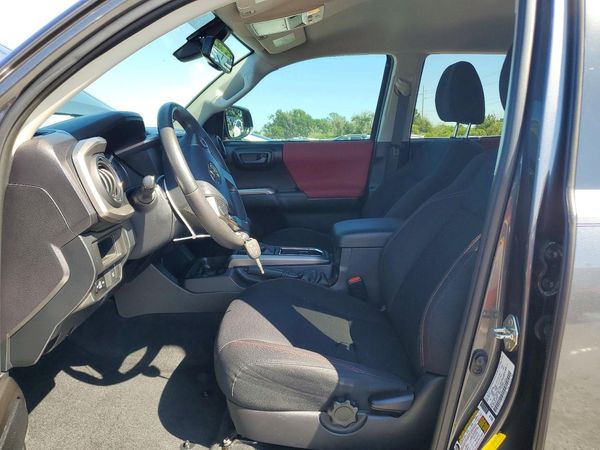 2019 TOYOTA TACOMA SR5 — DENT