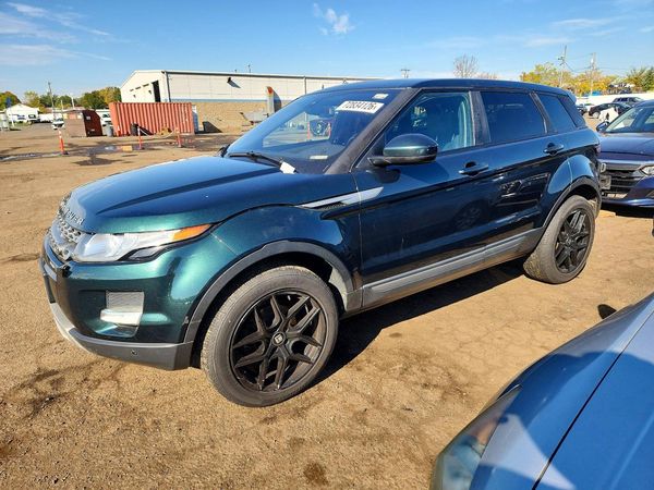 2015 LAND ROVER RANGEROVER Pure Plus — Front 3/4