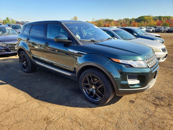 2015 LAND ROVER RANGEROVER Pure Plus — Passenger 3/4