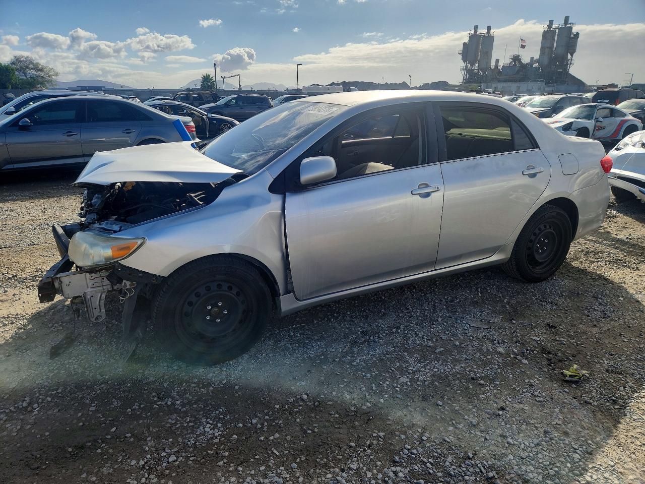 2013 TOYOTA COROLLA — Front 3/4