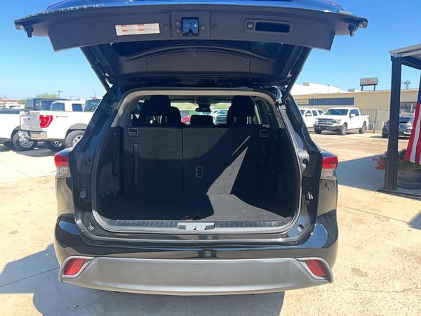 2023 TOYOTA HIGHLANDER