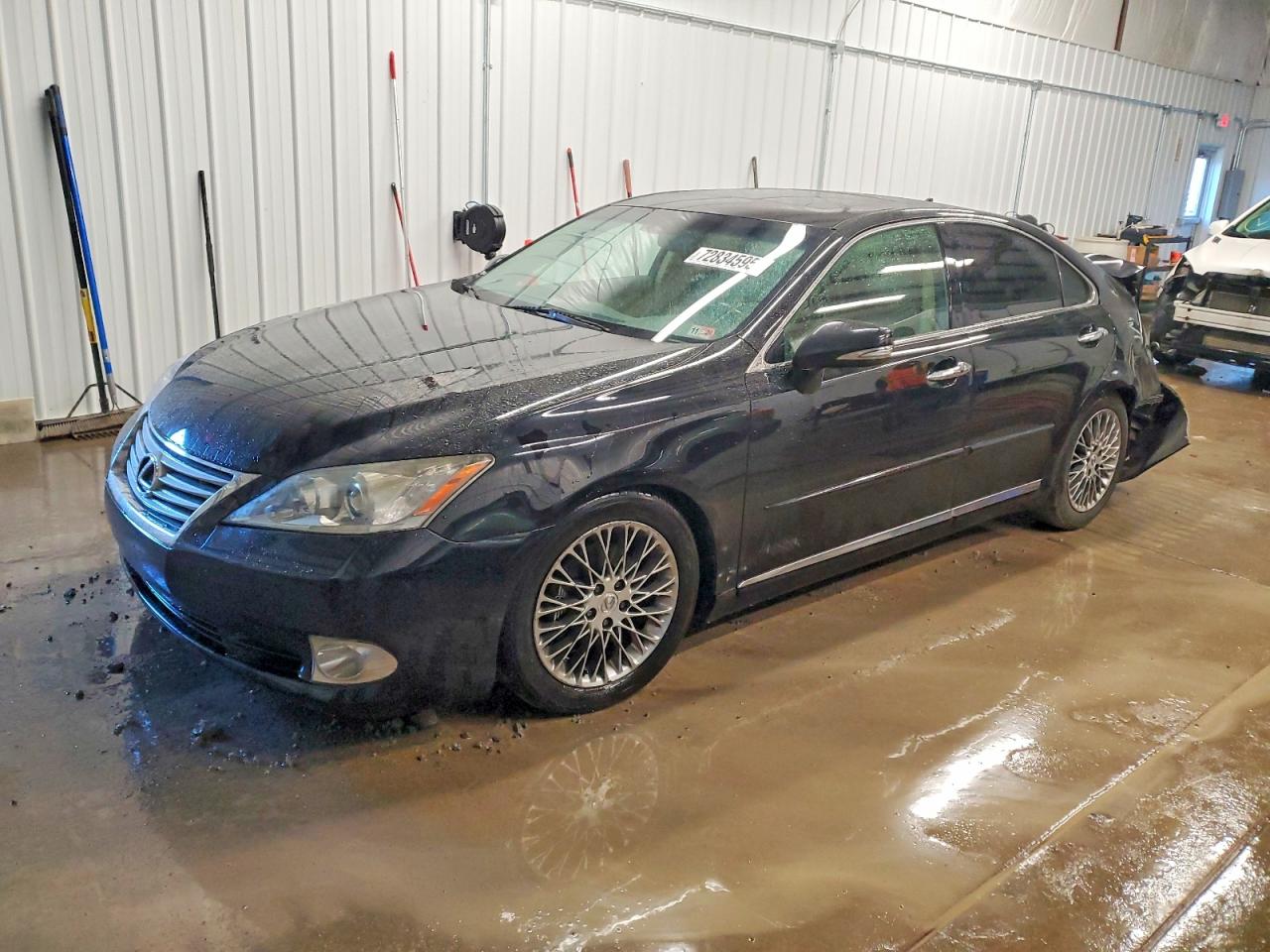 2012 LEXUS ES350 350 — Front 3/4