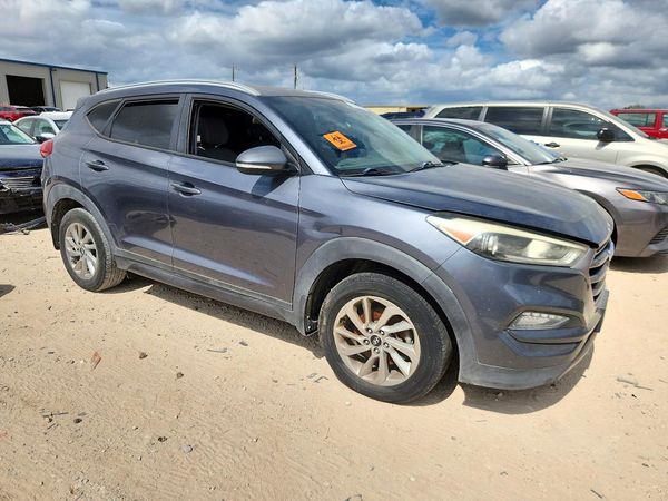 2016 HYUNDAI TUCSON — Passenger 3/4