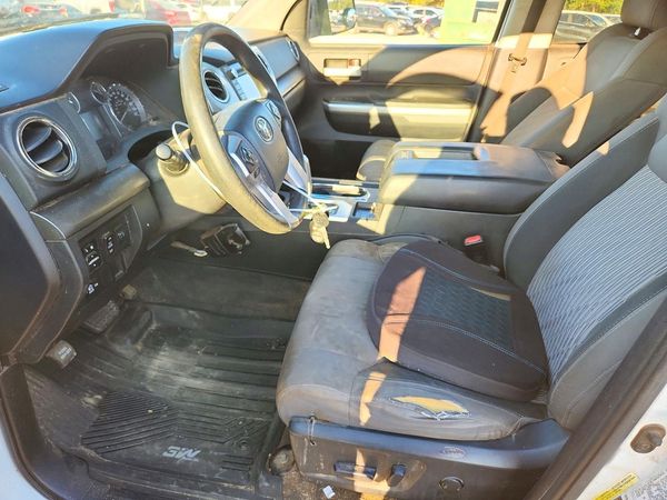 2014 TOYOTA TUNDRA SR5 — DENT