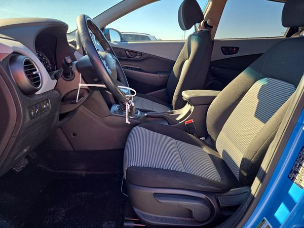 2021 HYUNDAI KONA SEL — DENT