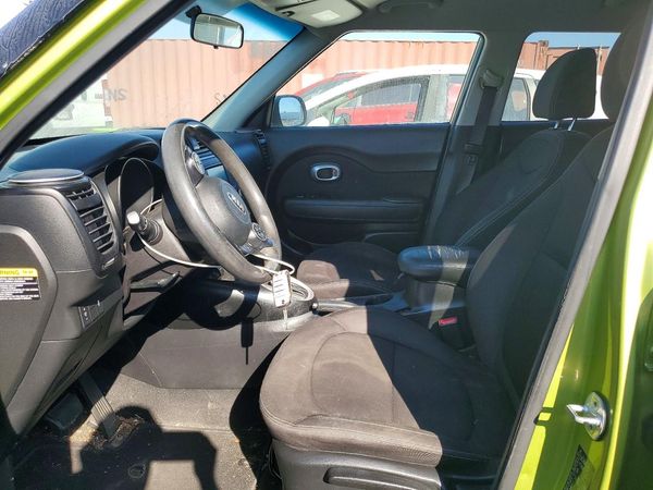 2019 KIA SOUL Base — DENT