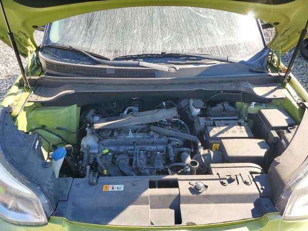 2019 KIA SOUL Base — Engine bay