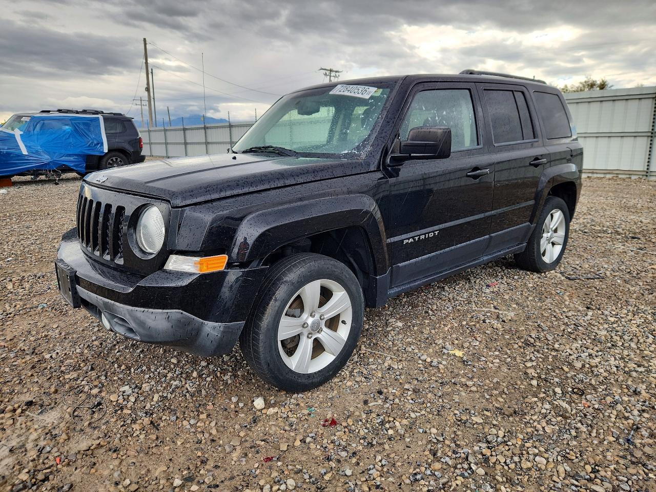 2016 JEEP PATRIOT Latitude — Front 3/4