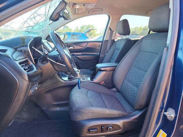 2020 CHEVROLET EQUINOX LT (2FL) — DENT