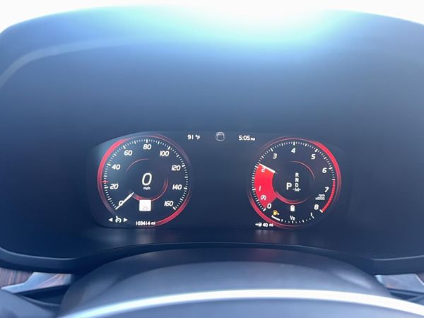 2022 VOLVO S60