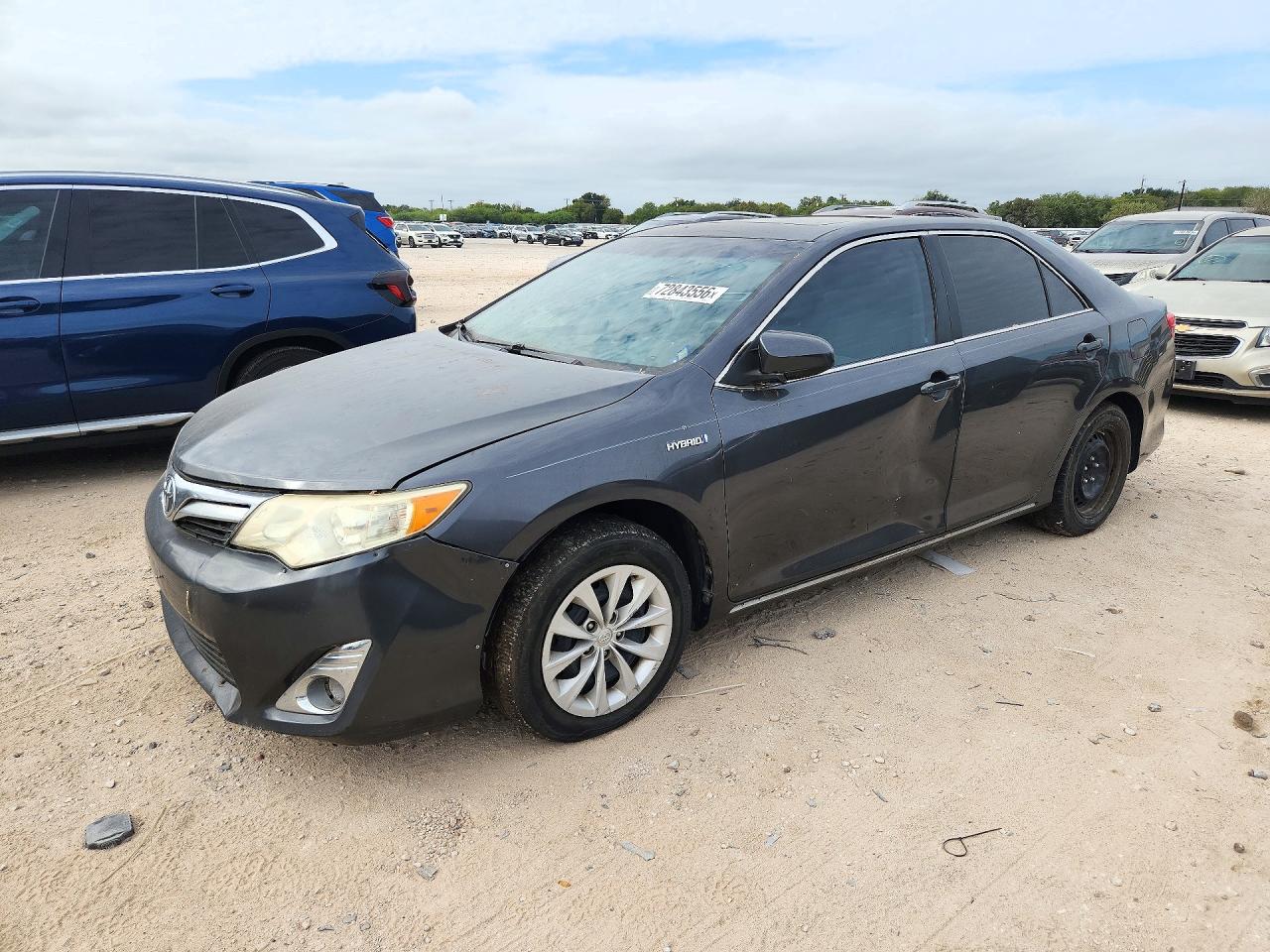 2012 TOYOTA CAMRY SOLA Hybrid — Front 3/4