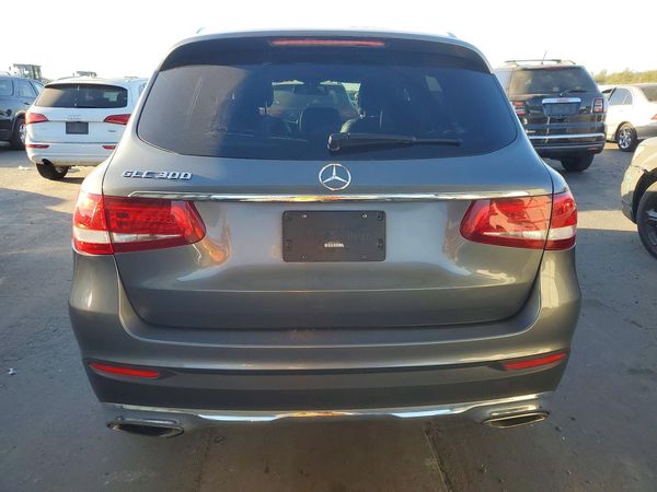 2018 MERCEDES-BENZ GLC GLC300 — DIRR