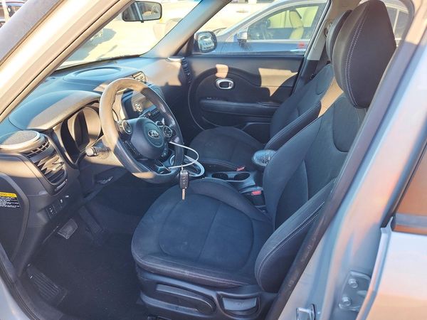 2016 KIA SOUL Plus — DENT