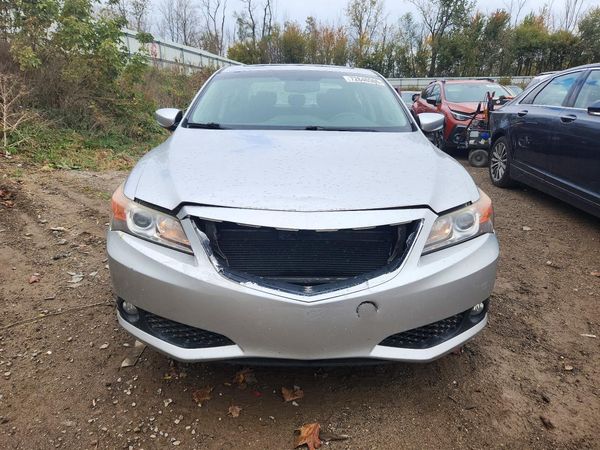 2013 ACURA ILX 20 PREMIUM — DIRF
