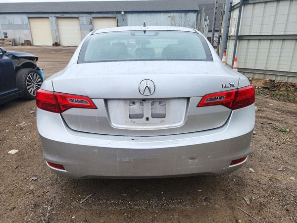 2013 ACURA ILX 20 PREMIUM — DIRR